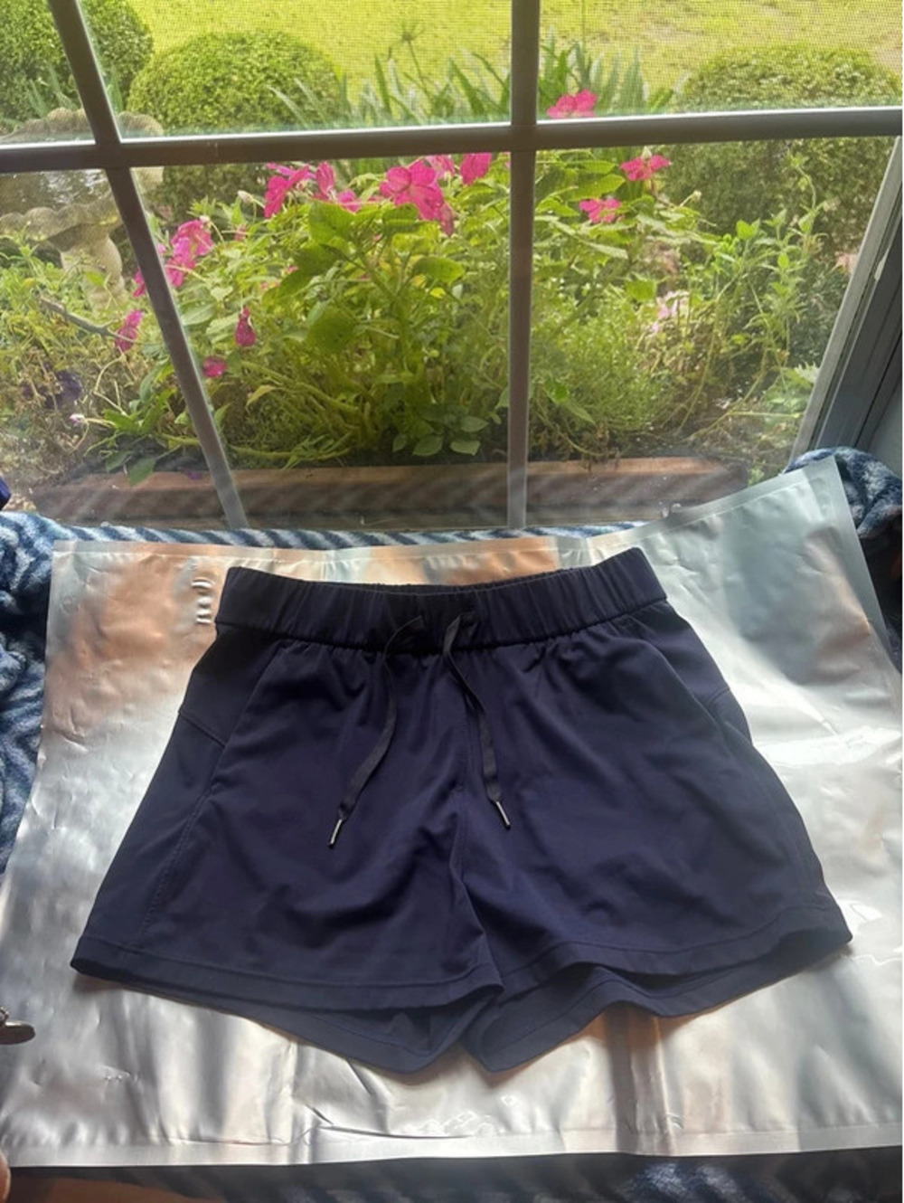 Willit navy blue athletic shorts size small elastic waist with drawstring
